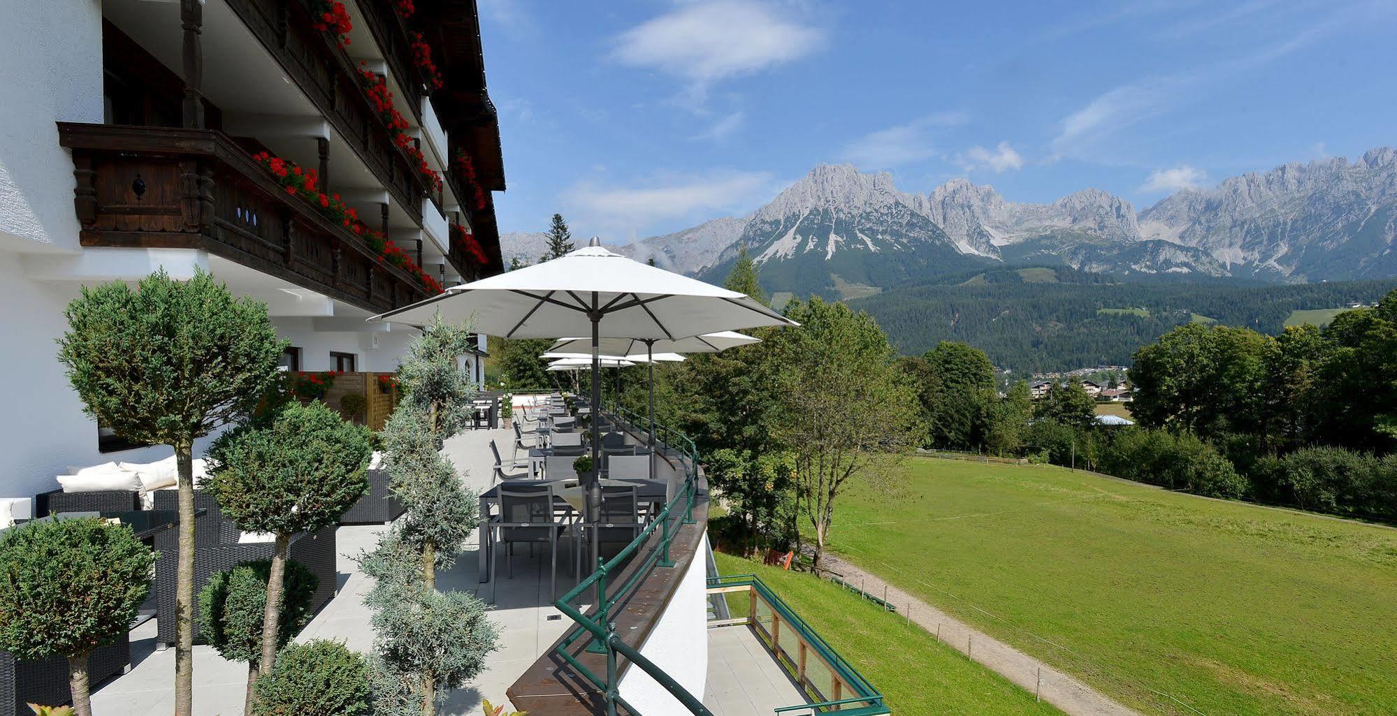 Familienhotel Christoph Ellmau Exterior foto